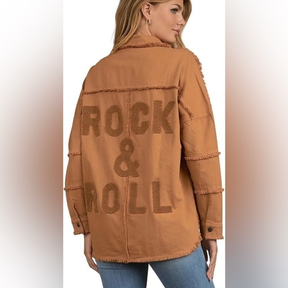 Elan Jackets & Blazers - NWT Elan Rock & Roll Camel woman's Shacket Devan in size XS oversized relax fit